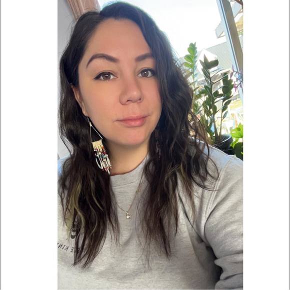 Meet your Posher, Jade - Picture 1 of 1